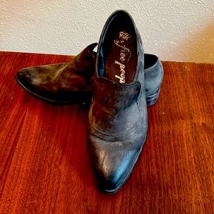 Free people dark gray suede shoes size 38
